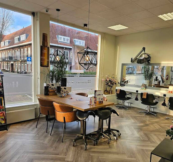 Indoor Salon